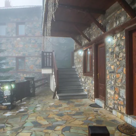 σκαλοπάτια Πανσιόν 3*