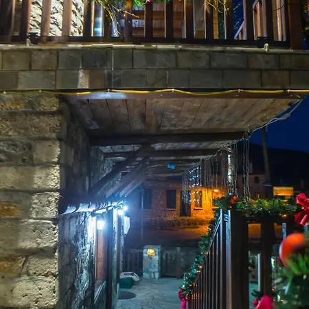 σκαλοπάτια 3* Παλαιός Άγιος Αθανάσιος