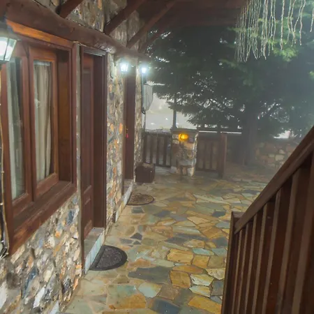 σκαλοπάτια Πανσιόν