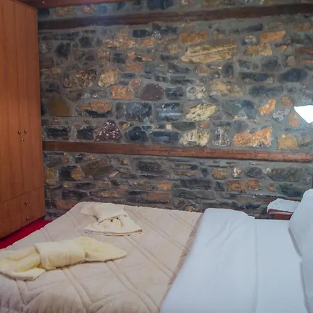 σκαλοπάτια 3* Παλαιός Άγιος Αθανάσιος