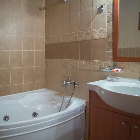 σκαλοπάτια Πανσιόν 3*