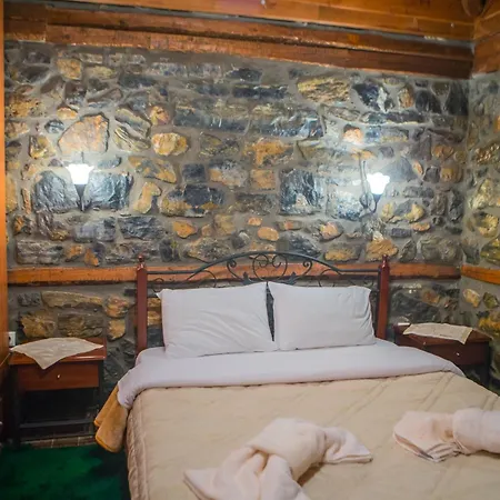 σκαλοπάτια Πανσιόν 3*