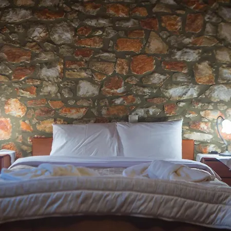 σκαλοπάτια 3* Παλαιός Άγιος Αθανάσιος